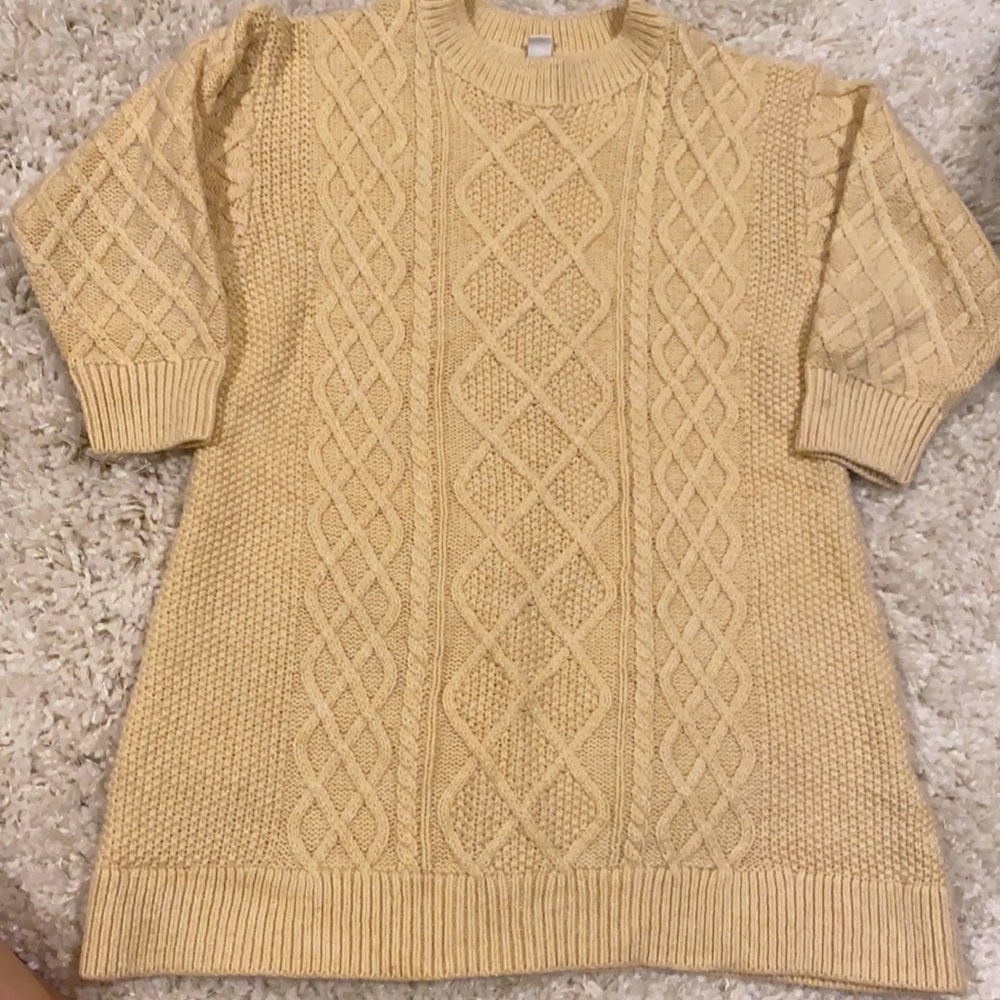 Uniqlo sweater dress size 3/4 girl